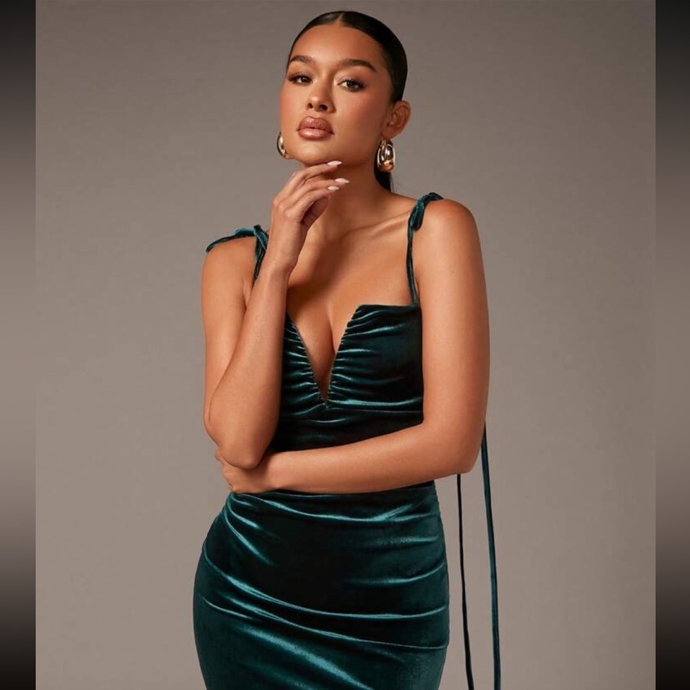 Dark green dress - Picture 5 of 6